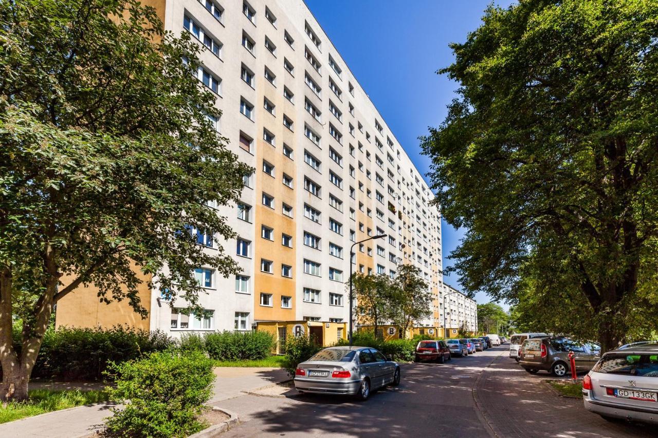 Apartamento Pokoje Gdańsk Zaspa - Pilotów 20b, 800m SKM-Zaspa, odległość do morza 3km Exterior foto