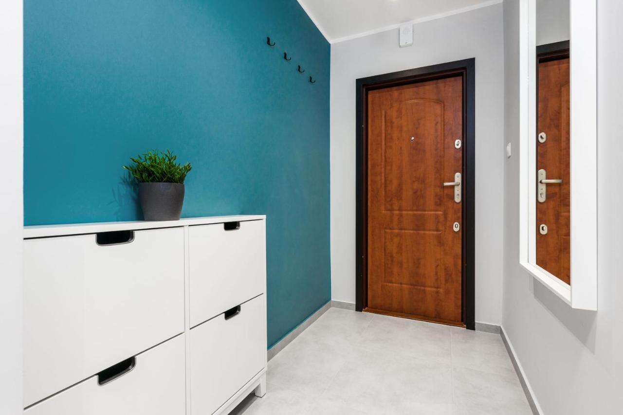 Apartamento Pokoje Gdańsk Zaspa - Pilotów 20b, 800m SKM-Zaspa, odległość do morza 3km Exterior foto