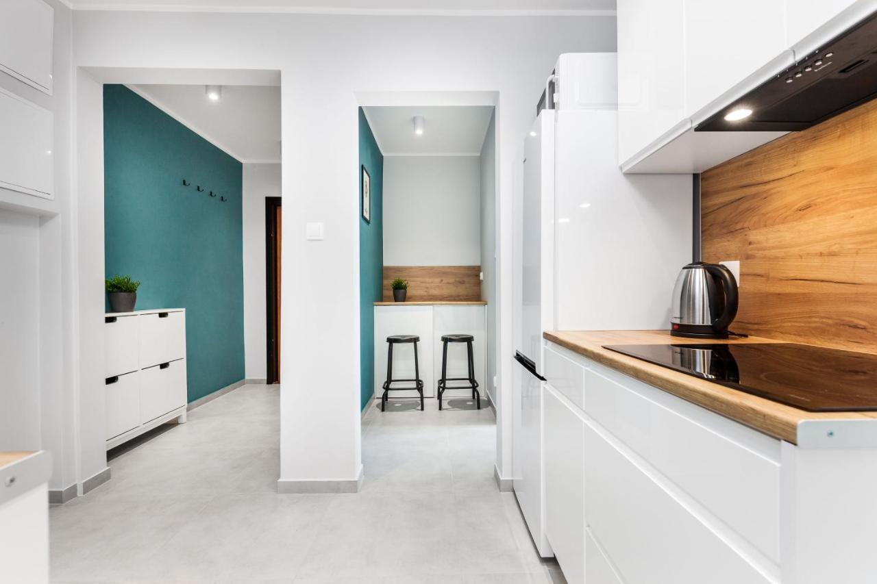Apartamento Pokoje Gdańsk Zaspa - Pilotów 20b, 800m SKM-Zaspa, odległość do morza 3km Exterior foto